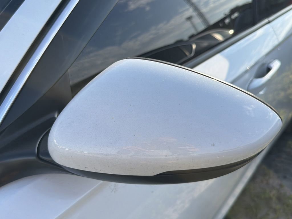 Used 2023 Honda Accord EX-L image 6