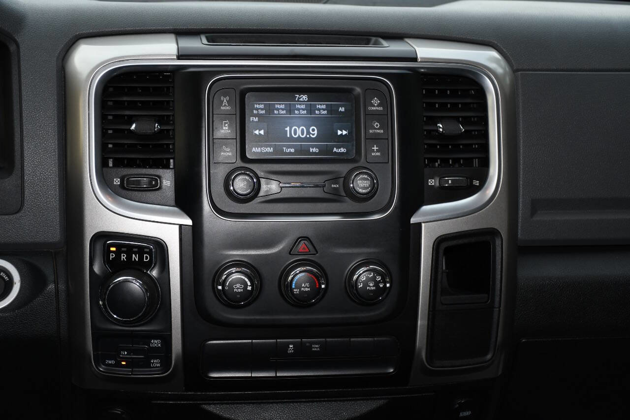 Used 2016 RAM 1500 Classic SLT image 26