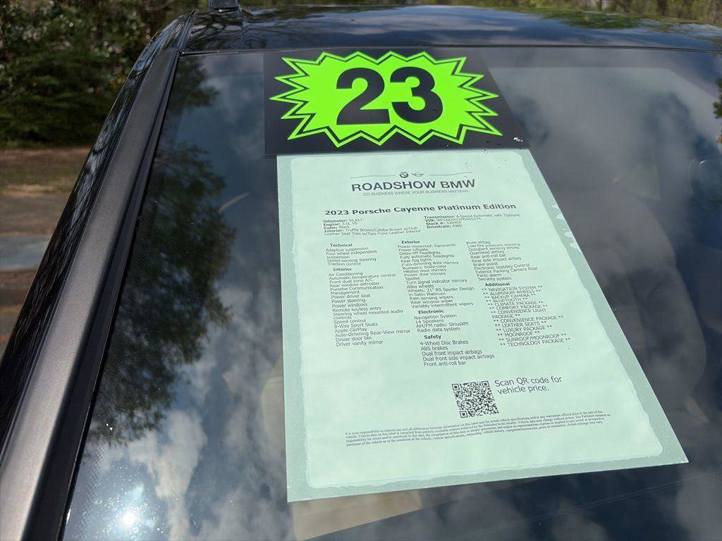 Used 2023 Porsche Cayenne Platinum Edition AWD/4WD image 19