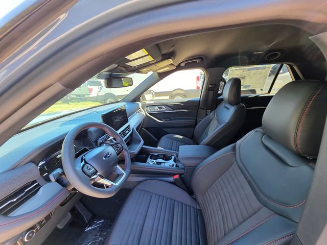 New 2026 Ford Explorer ST-Line w/ ST-Line Street Pack image 9