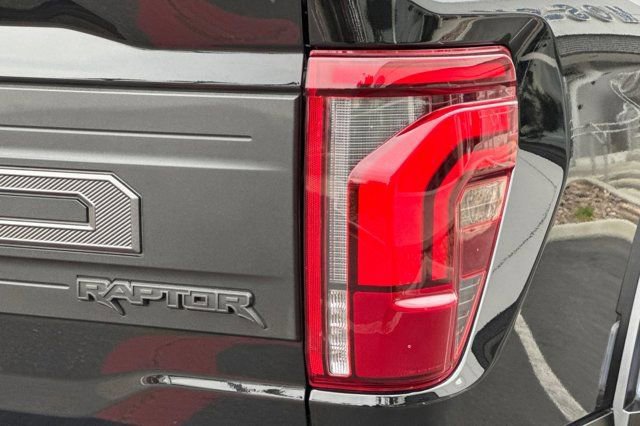 Used 2024 Ford F150 Raptor image 28