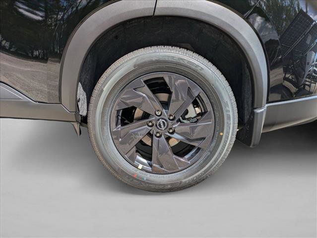New 2026 Nissan Rogue SV FWD image 9