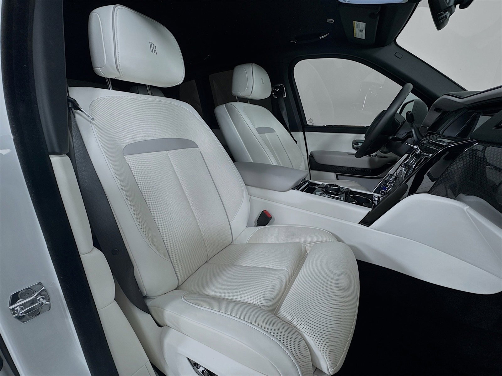 Certified 2023 Rolls-Royce Cullinan Black Badge w/ Driver's Package image 11