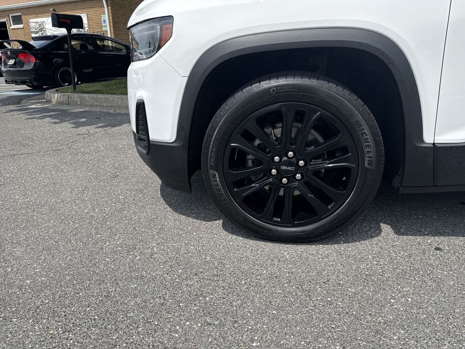 Used 2023 GMC Acadia SLT w/ Elevation Edition AWD/4WD image 12