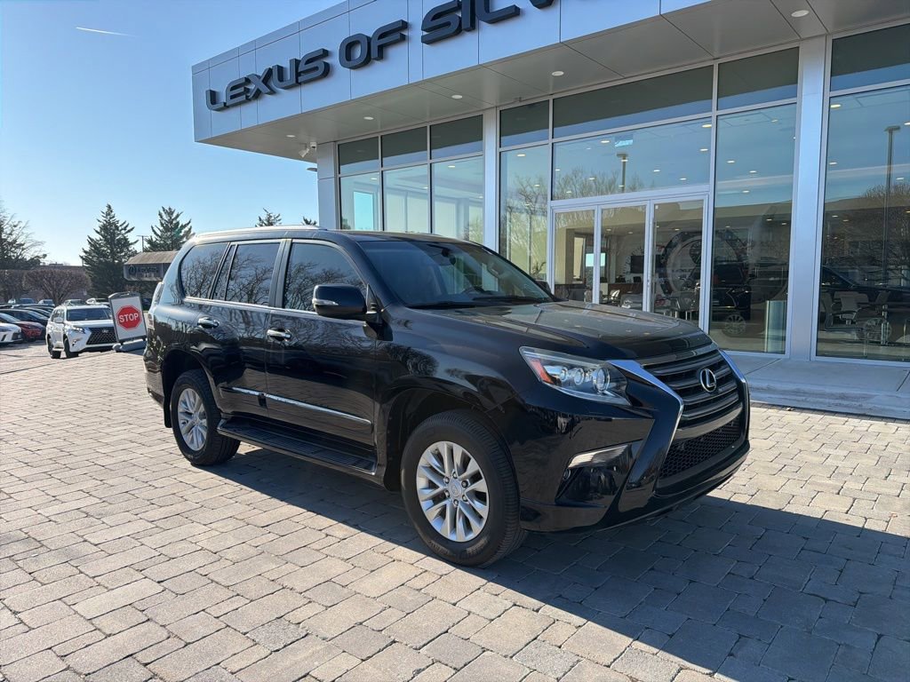 Used 2016 Lexus GX 460 w/ Premium Package image 4