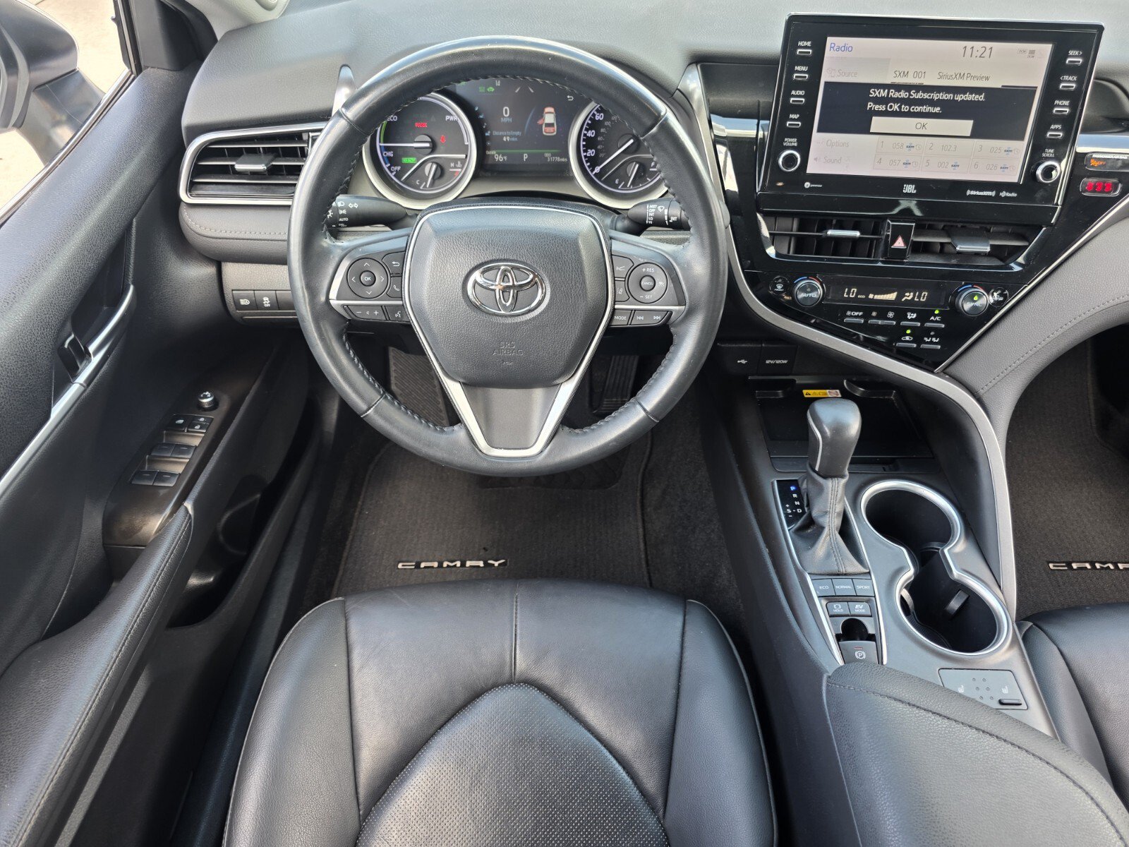 Certified 2022 Toyota Camry XLE w/ Navigation Upgrade Package FWD image 12
