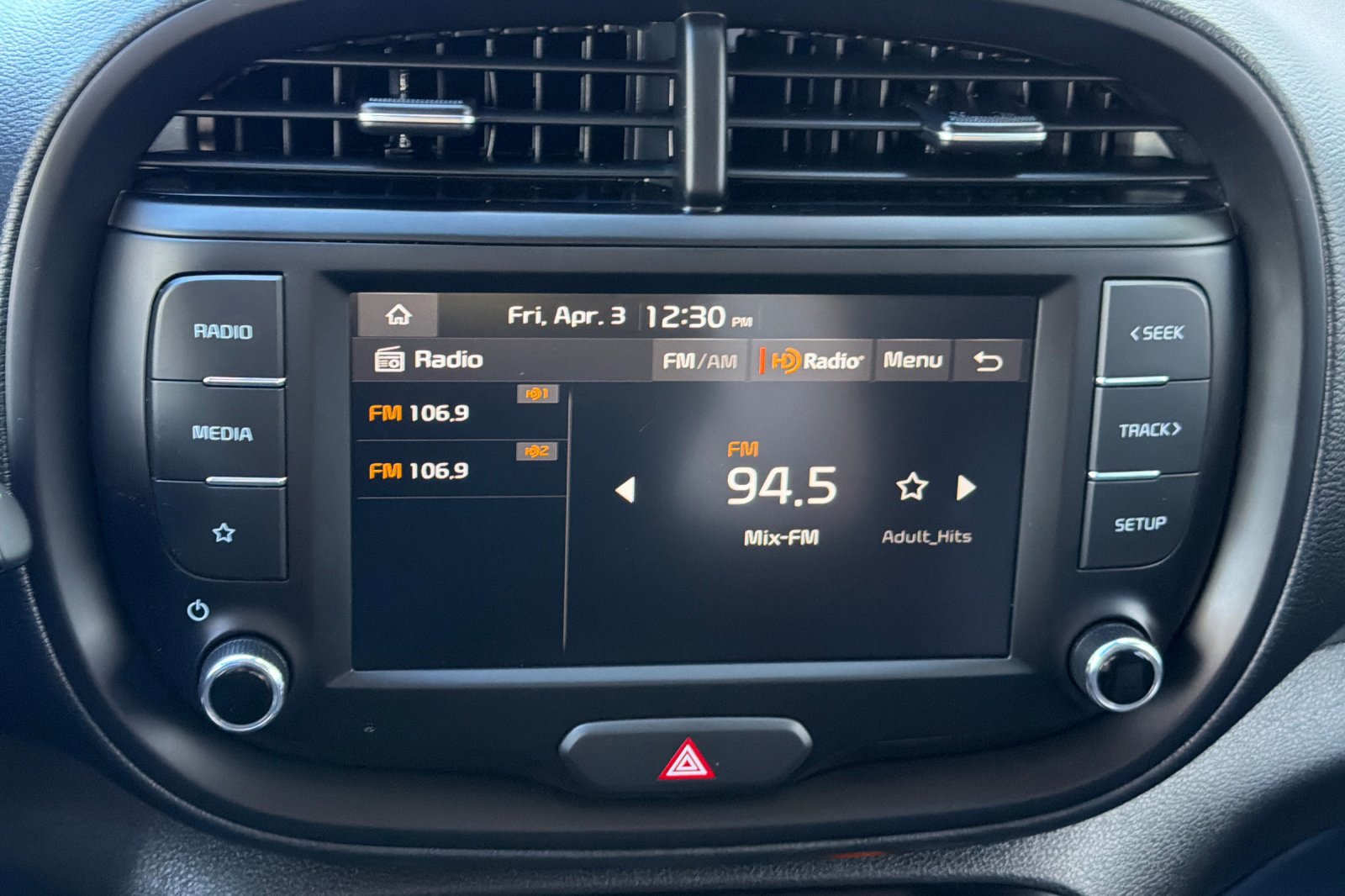 Used 2025 Kia Soul LX w/ LX Technology Package image 18