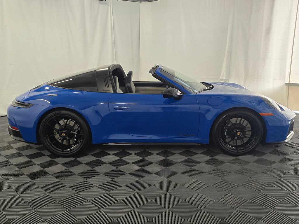 Certified 2026 Porsche 911 Targa 4 GTS AWD/4WD image 9