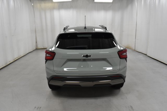 Used 2025 Chevrolet Trax ACTIV w/ Driver Confidence Package image 6