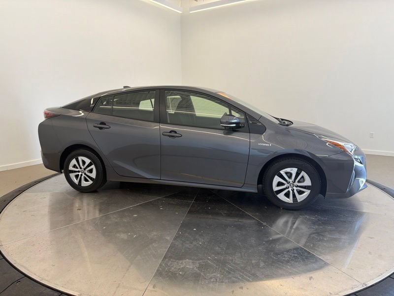 Used 2017 Toyota Prius Two w/ Prius Two Safety Plus Package FWD image 2