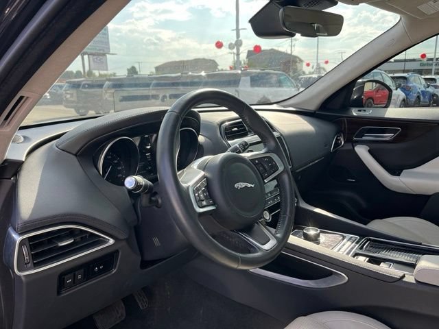 Used 2020 Jaguar F-PACE Prestige AWD/4WD image 20
