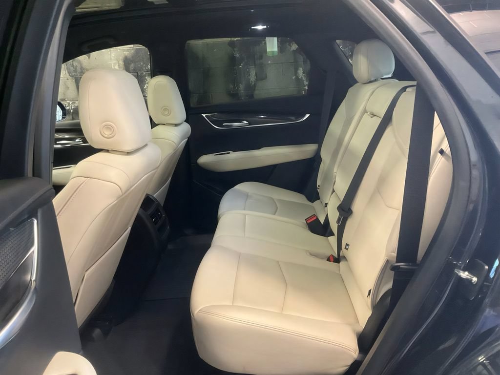 Used 2022 Cadillac XT5 Sportv AWD/4WD image 28