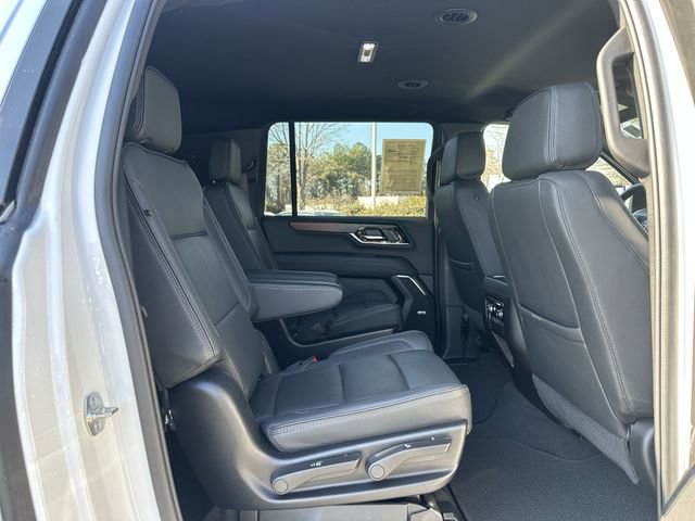 Used 2025 GMC Yukon XL Denali image 26