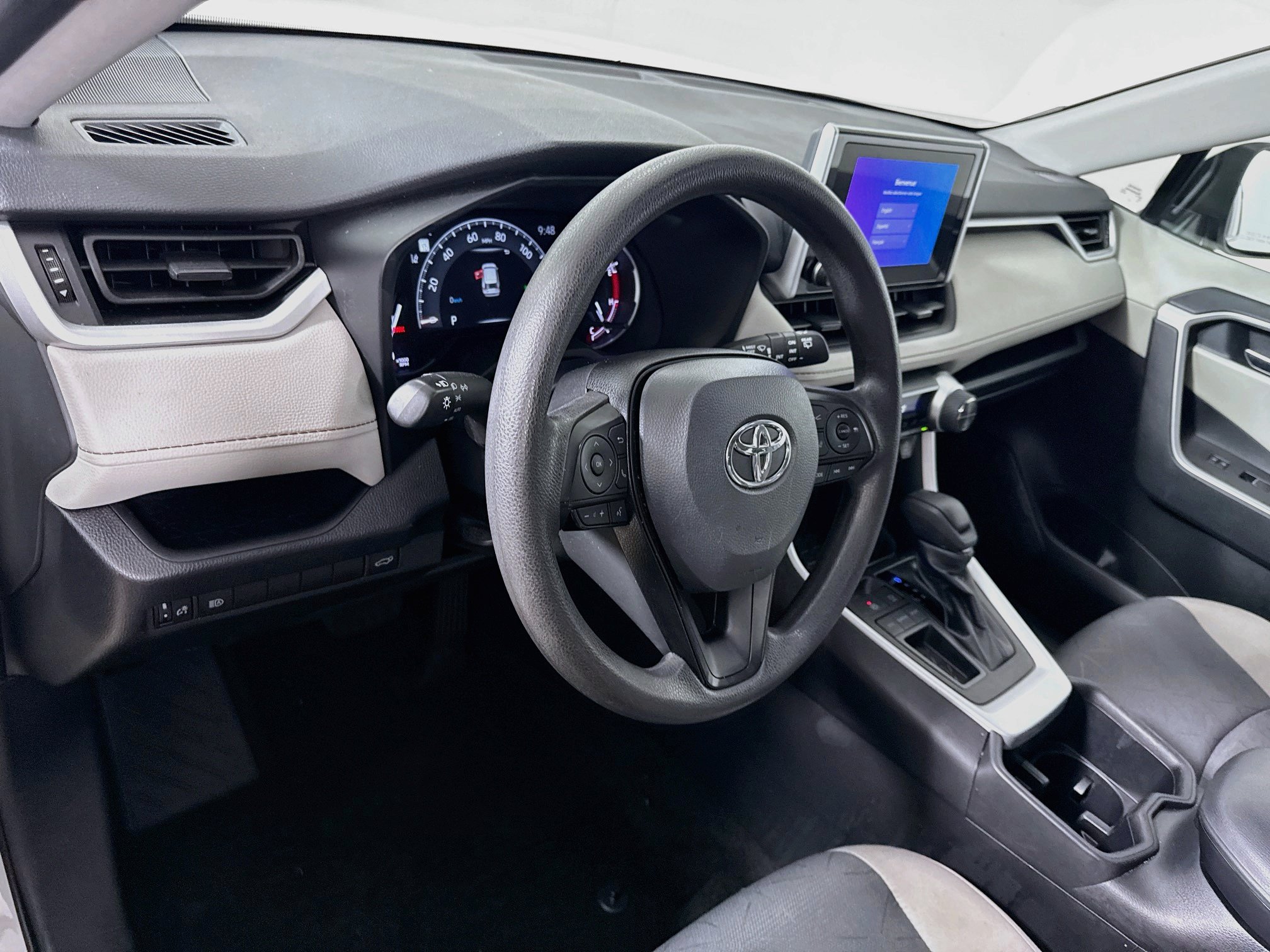 Certified 2024 Toyota RAV4 XLE w/ Convenience Package FWD image 9