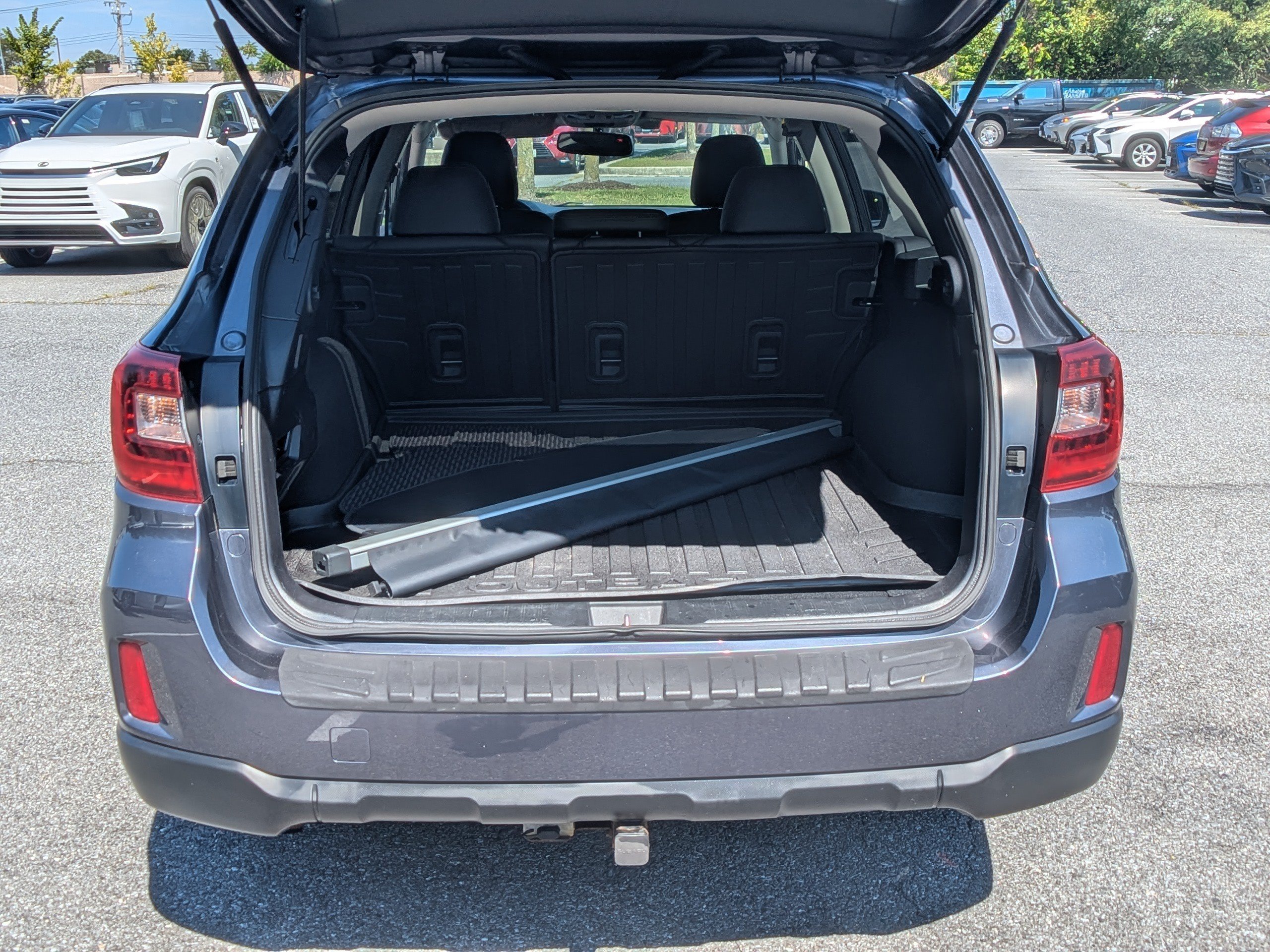 Used 2015 Subaru Outback 2.5i Limited AWD/4WD image 12