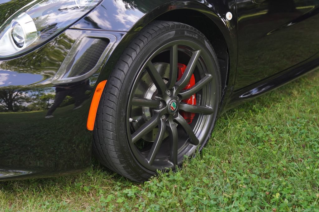 Used 2019 Alfa Romeo 4C Spider RWD image 16