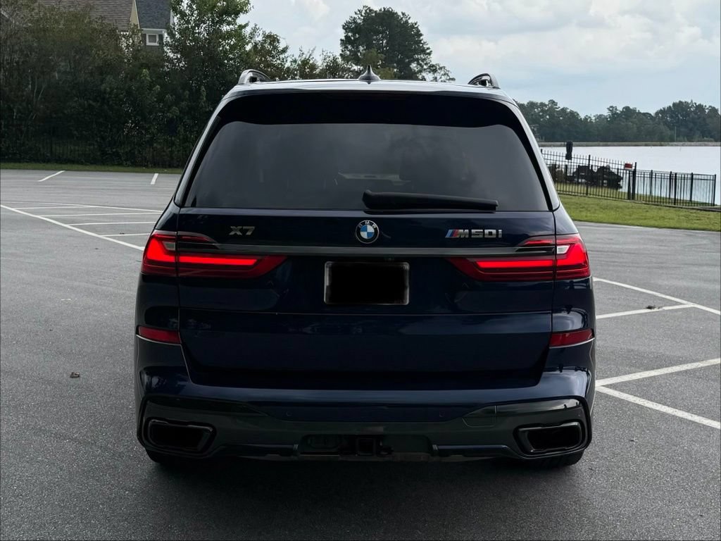 Used 2021 BMW X7 M50i AWD/4WD image 9