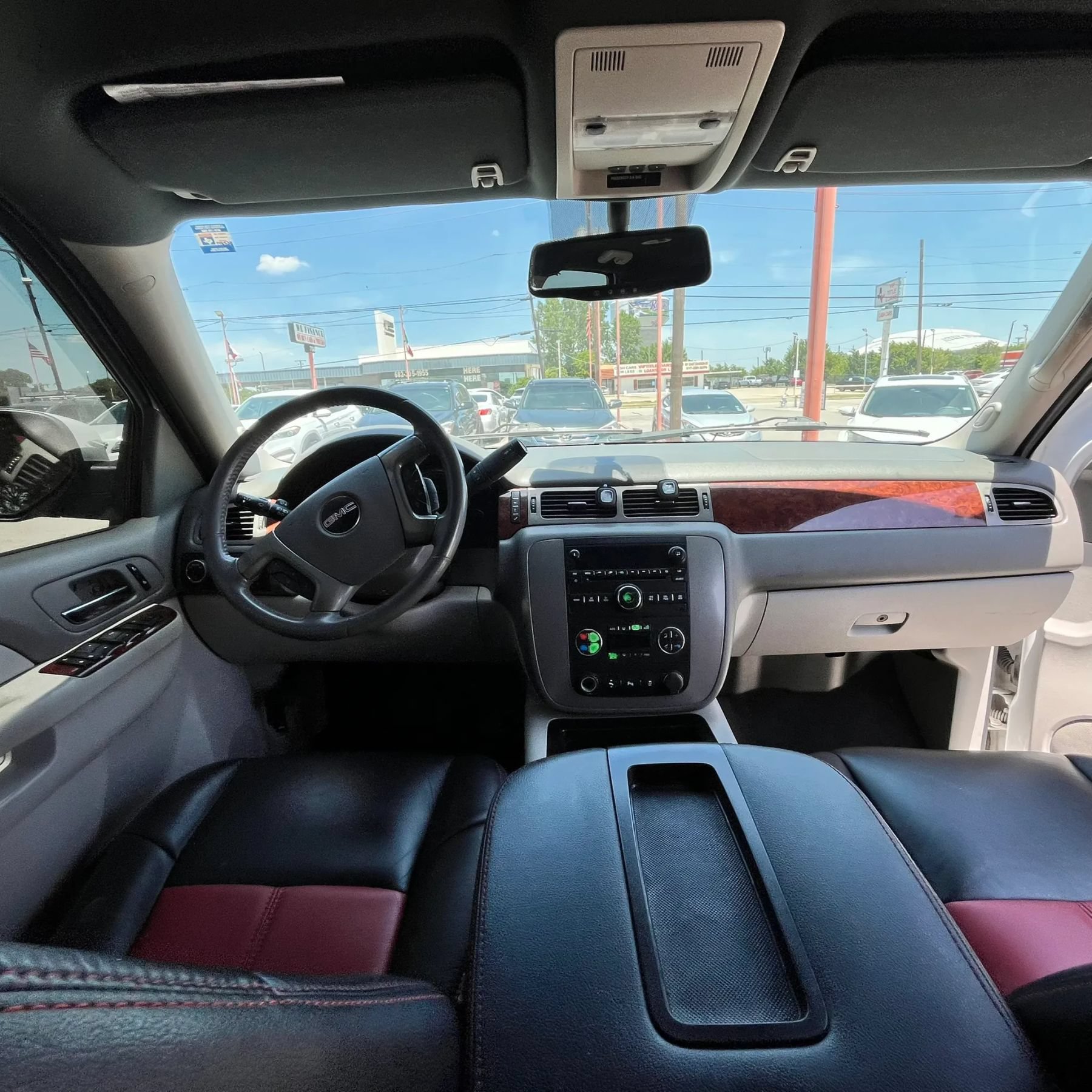 Used 2014 GMC Yukon XL SLT RWD image 17