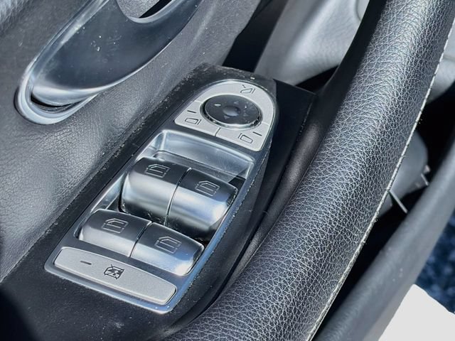 Used 2023 Mercedes-Benz E 350 4MATIC Sedan image 18