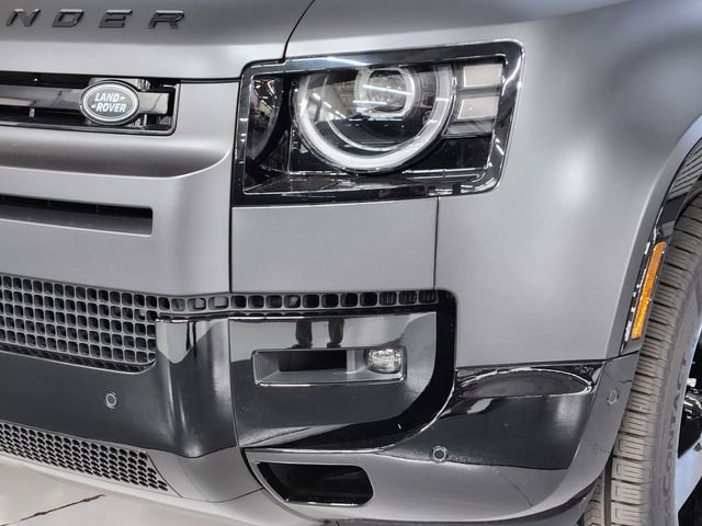 New 2026 Land Rover Defender 110 V8 image 12
