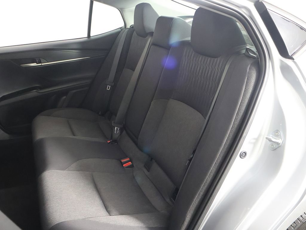 Used 2025 Toyota Camry LE FWD image 27