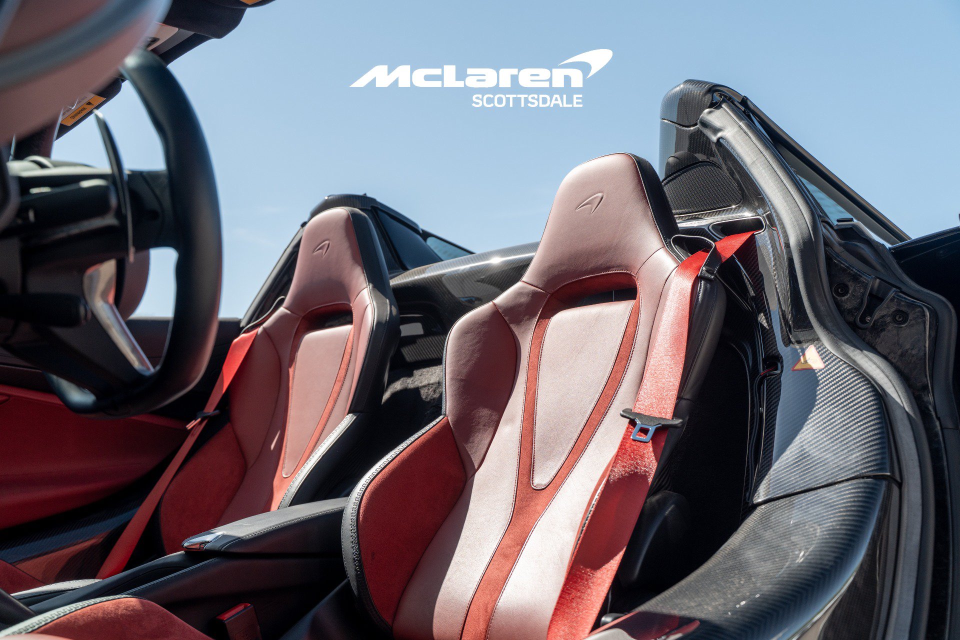 Used 2024 McLaren 750S Spider RWD image 11