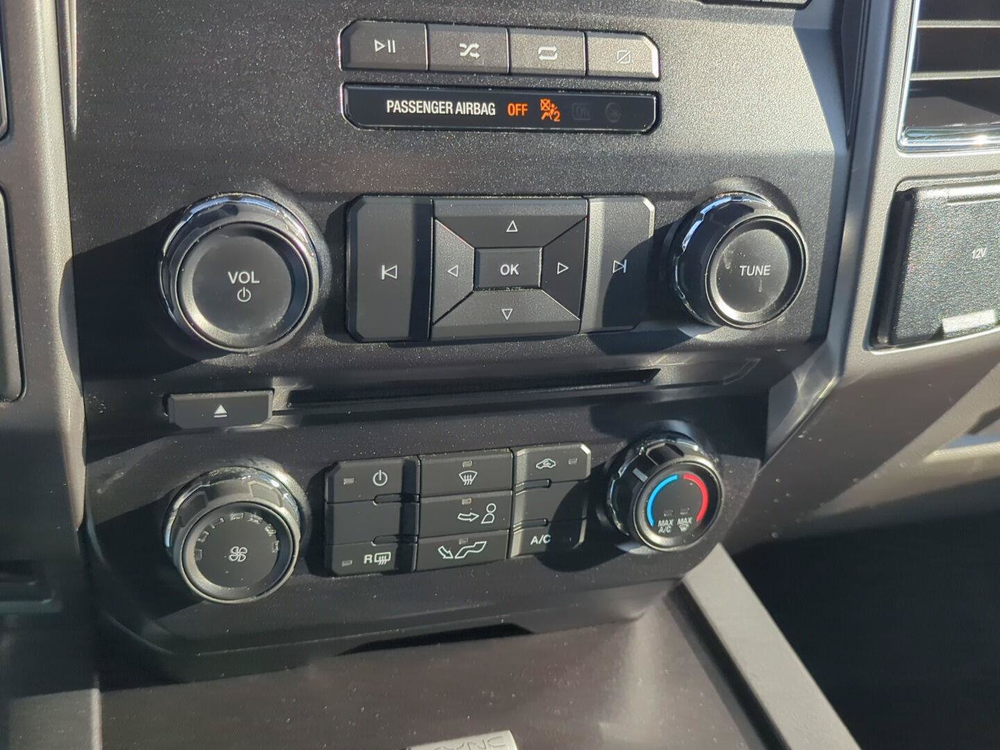 Used 2018 Ford F150 XLT AWD/4WD image 20