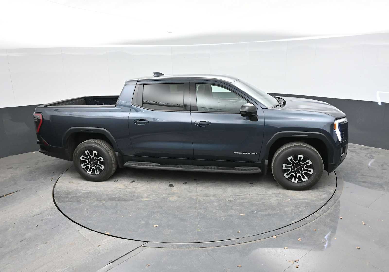 New 2026 GMC Sierra EV Elevation AWD/4WD image 34