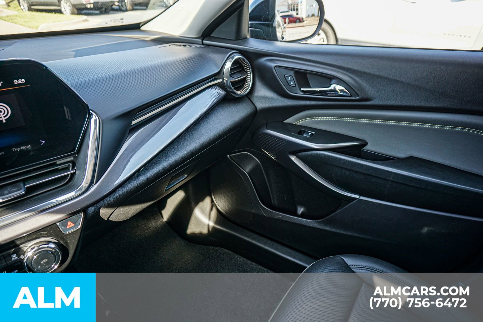 Used 2025 Chevrolet Trax ACTIV w/ Driver Confidence Package image 47