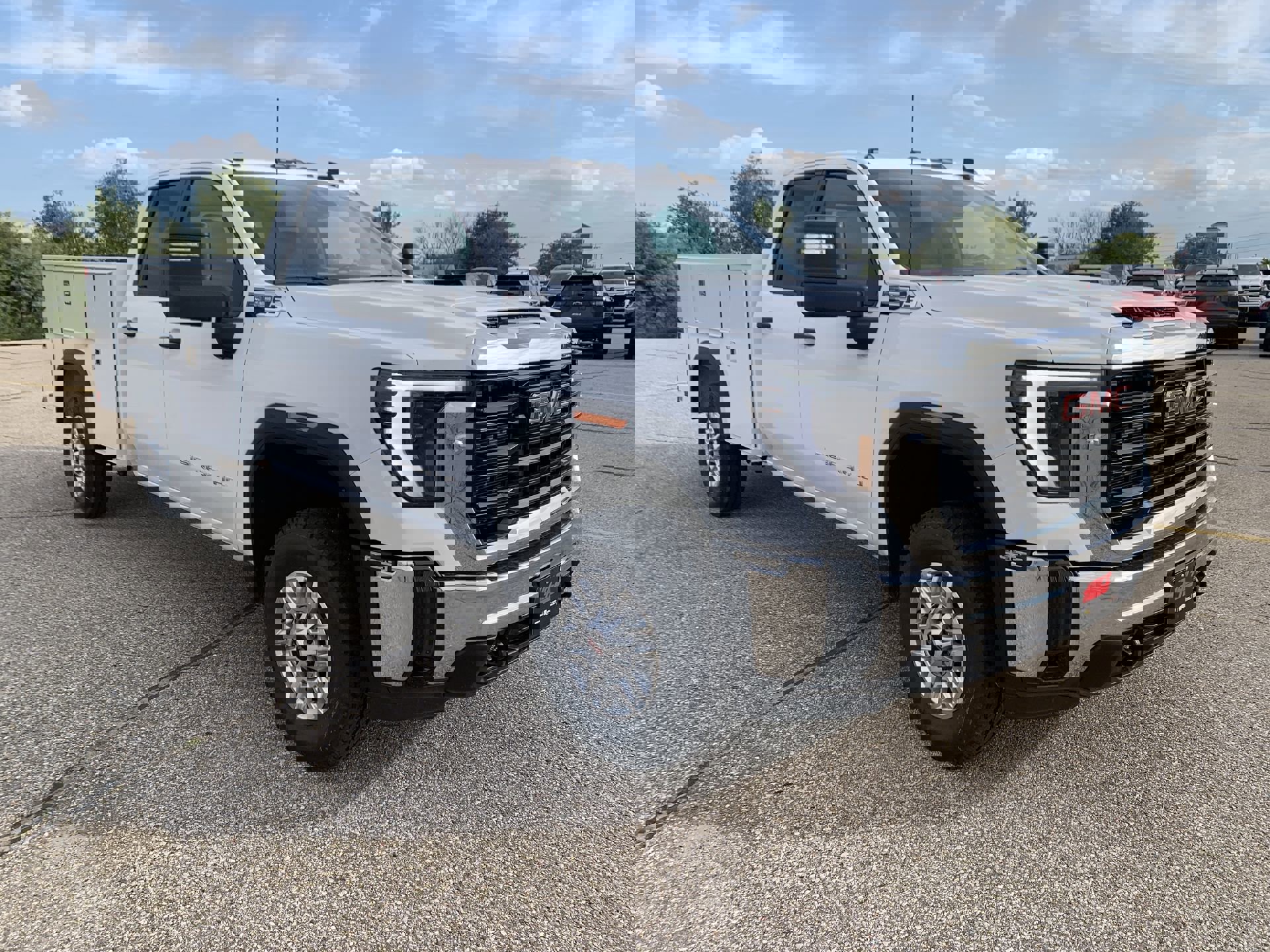 New 2025 GMC Sierra 2500 Pro w/ Convenience Package image 17