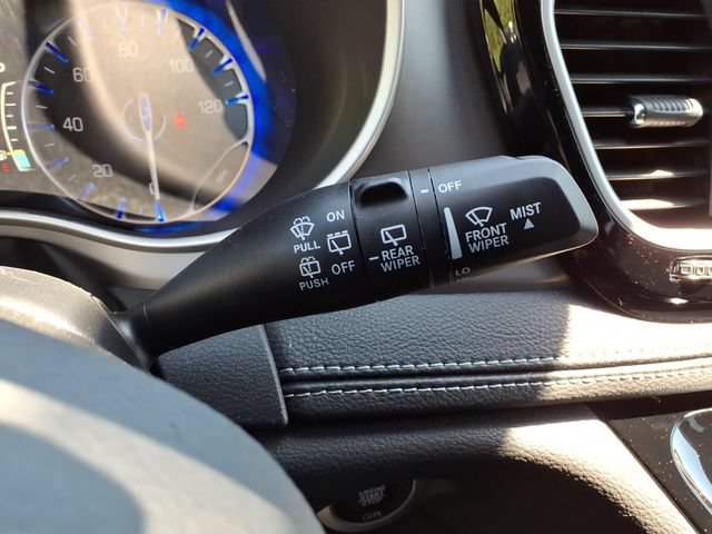 New 2027 Chrysler Pacifica Limited FWD image 22