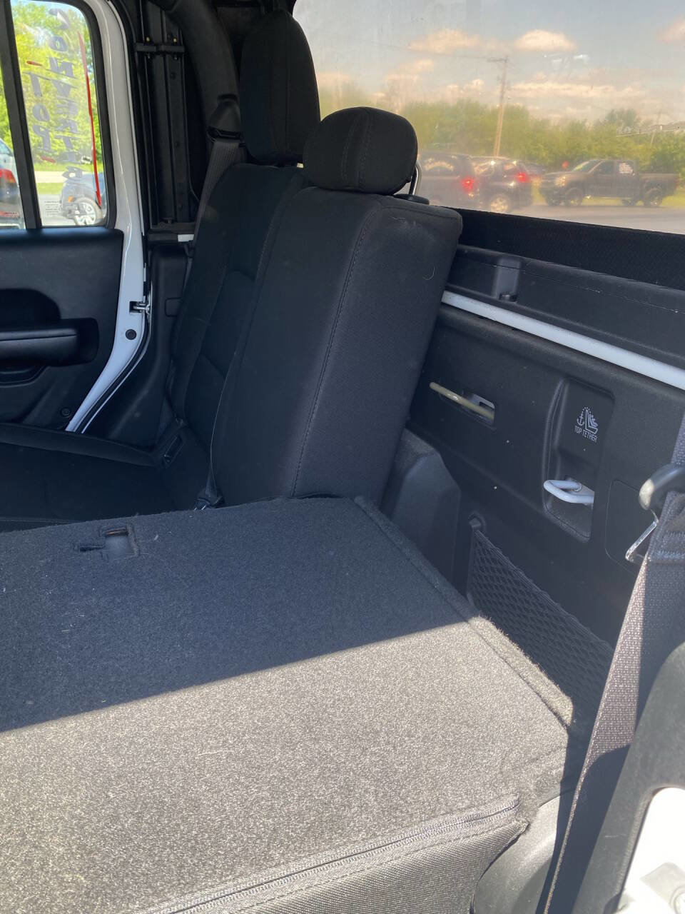 Used 2020 Jeep Gladiator Sport w/ Quick Order Package 24S AWD/4WD image 25