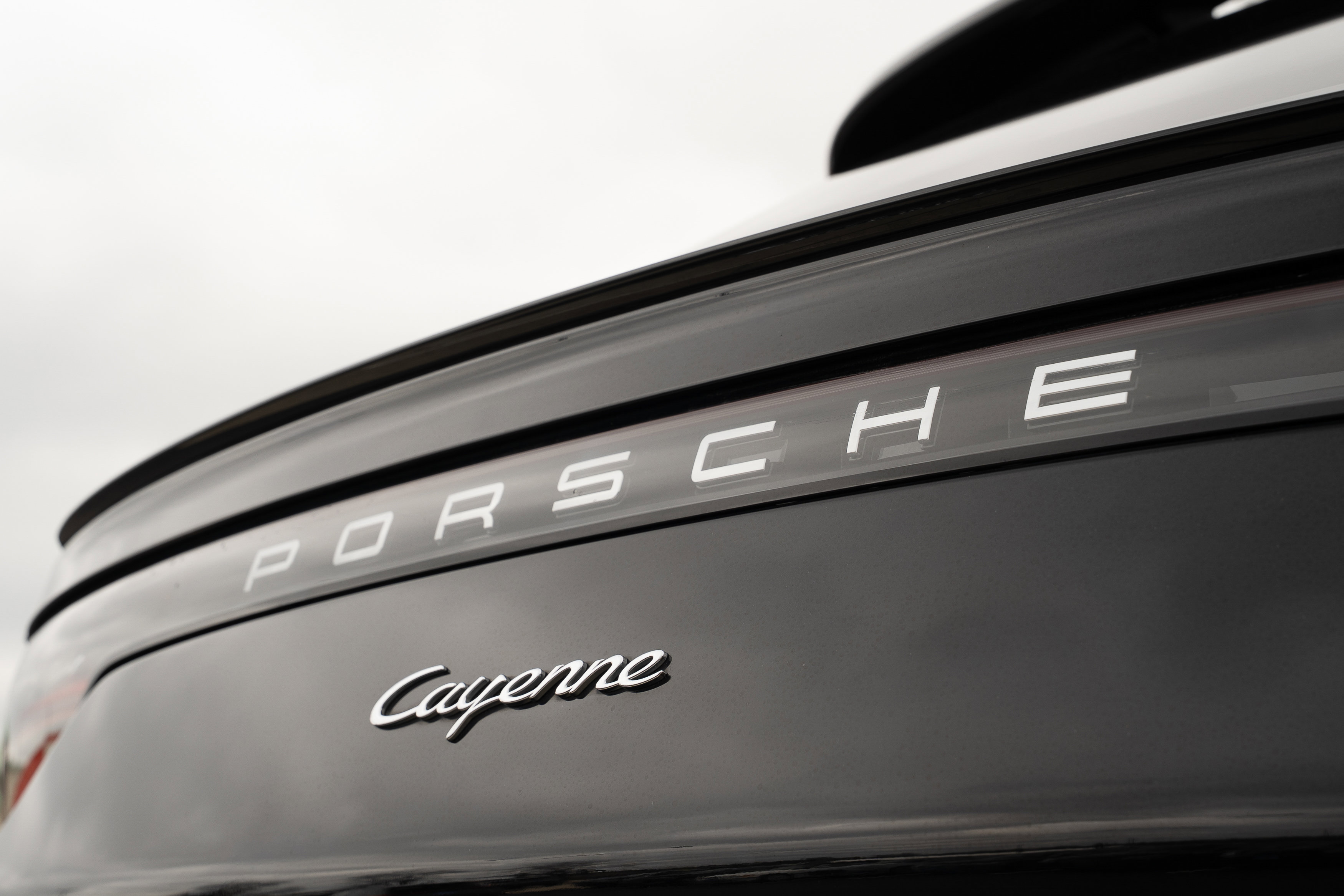 Used 2021 Porsche Cayenne Coupe AWD/4WD image 33