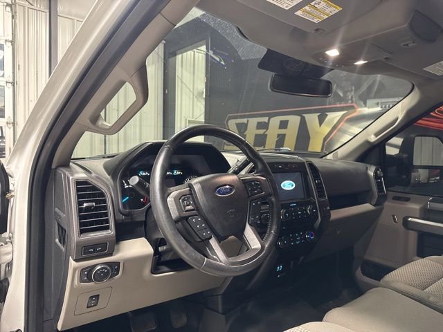 Used 2017 Ford F150 XLT w/ Equipment Group 302A Luxury AWD/4WD image 5