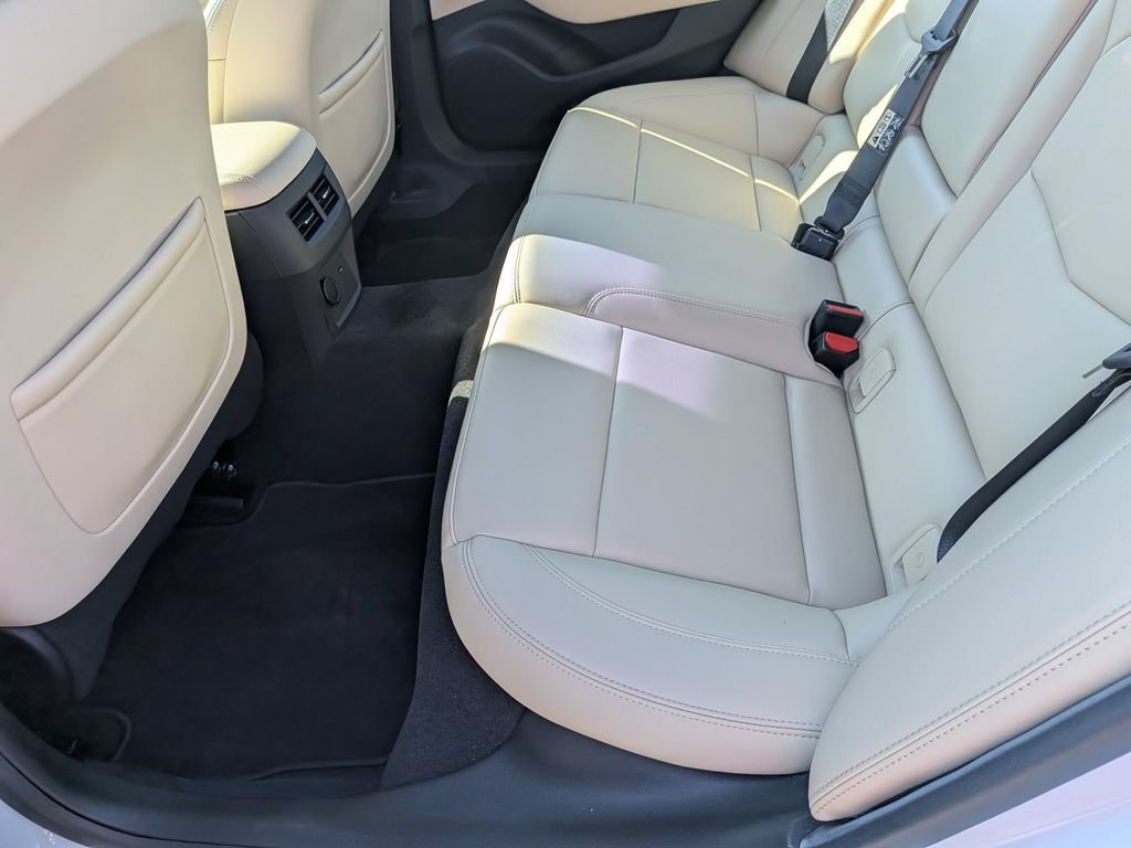 Certified 2024 Cadillac CT5 Luxury w/ Cold Weather Package RWD image 20