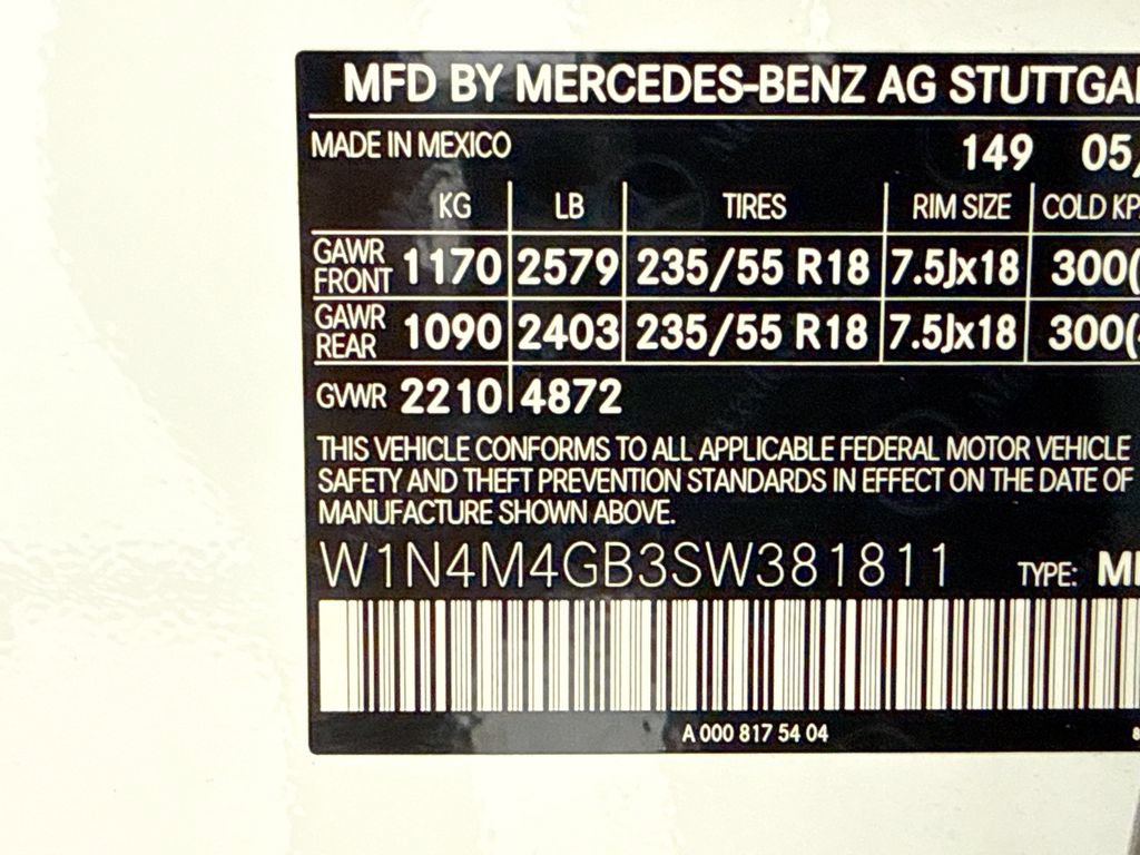 Used 2025 Mercedes-Benz GLB 250 image 29