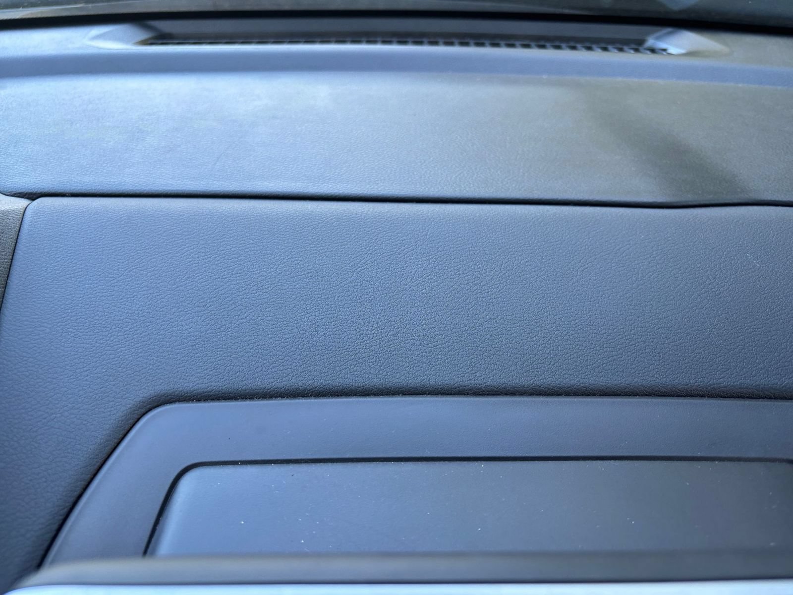 Used 2025 Nissan Sentra SV FWD image 16