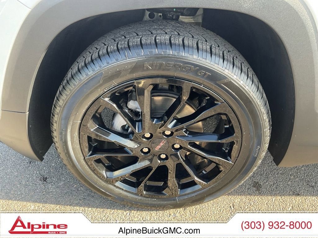 Used 2023 GMC Terrain SLE w/ Driver Convenience Package AWD/4WD image 14
