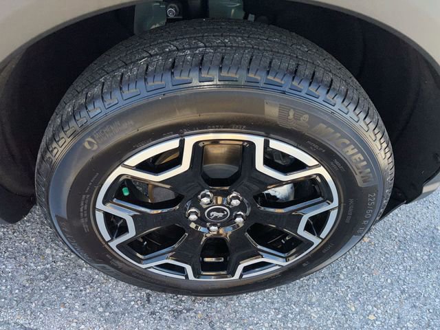 New 2025 Ford Bronco Sport Outer Banks w/ Outer Banks Tech Package+ image 10