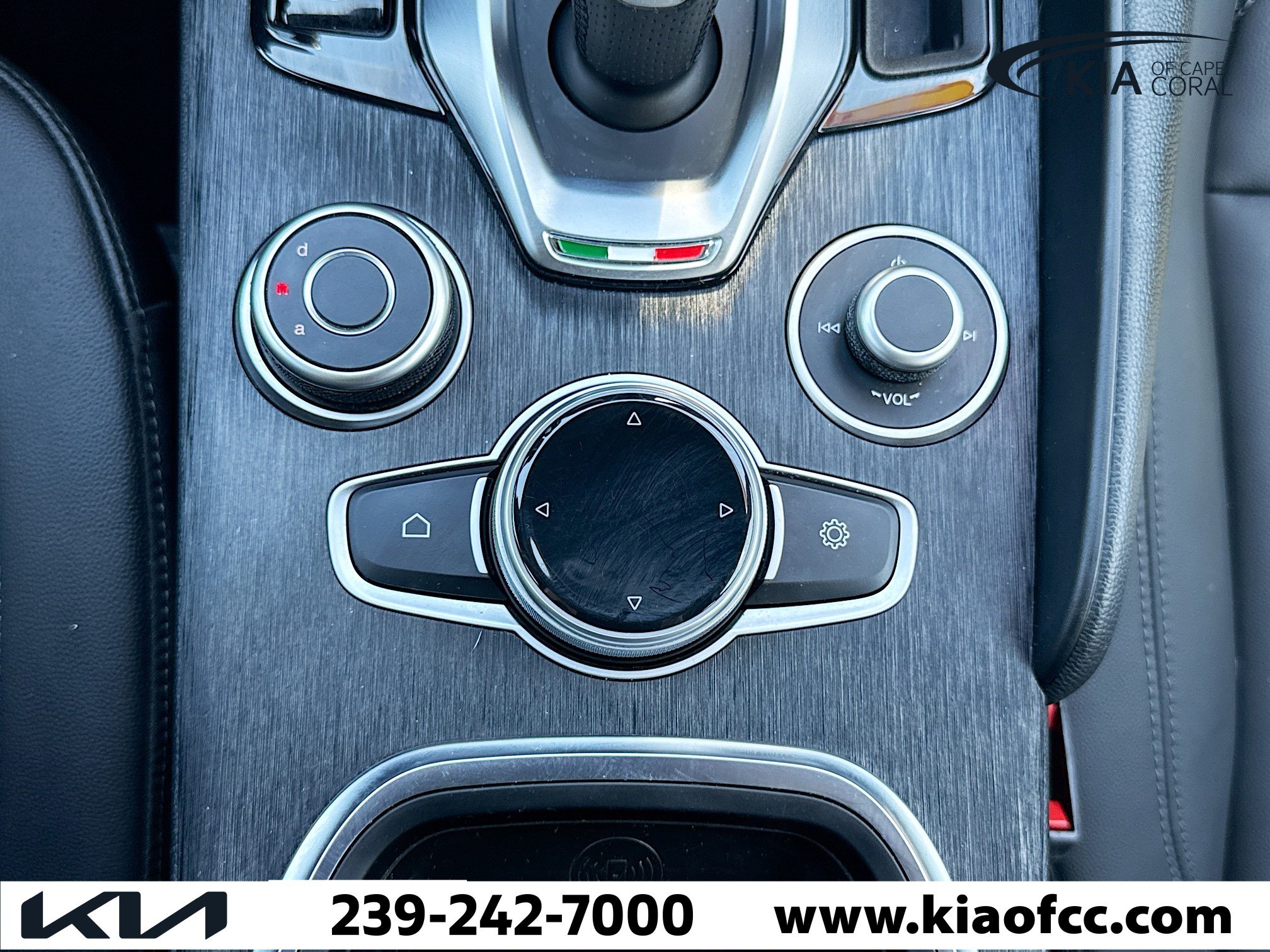 Used 2024 Alfa Romeo Giulia Sprint image 26