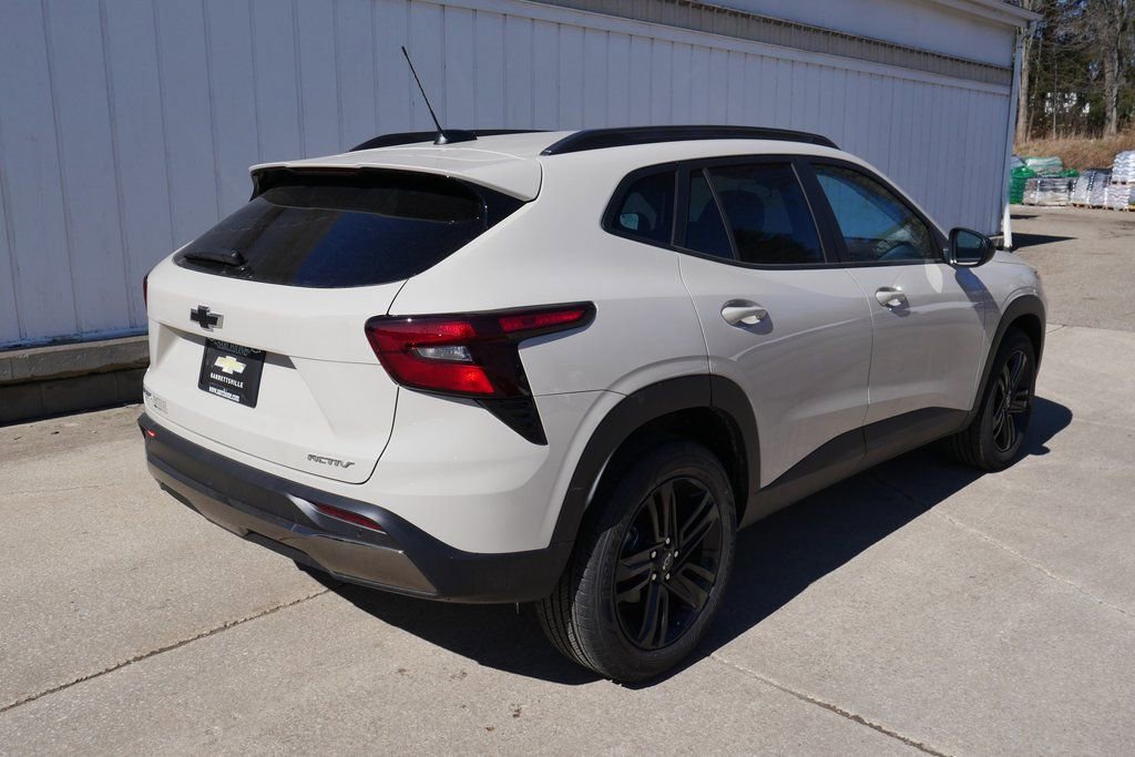 New 2026 Chevrolet Trax ACTIV w/ Sunroof Package image 7
