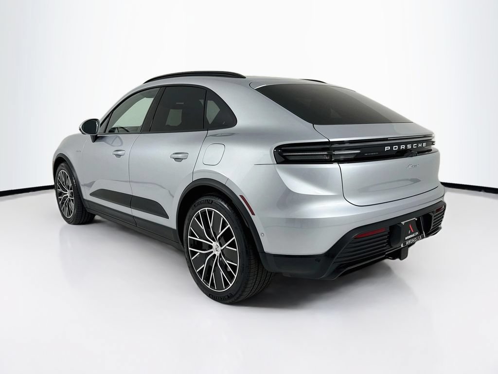 Certified 2025 Porsche Macan Electric RWD image 3