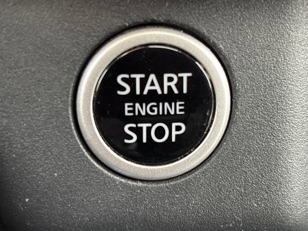 Certified 2023 Nissan Rogue SV w/ SV Premium Package image 33