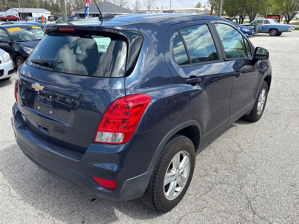 Used 2019 Chevrolet Trax LS image 28