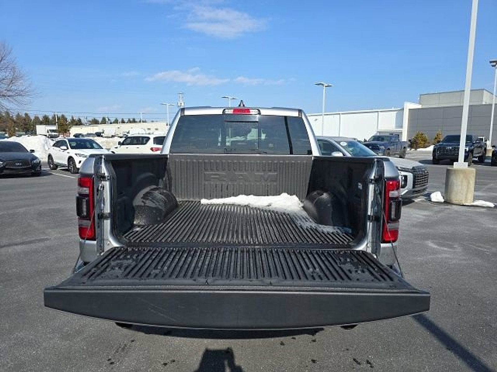 Used 2024 RAM 1500 Laramie image 7