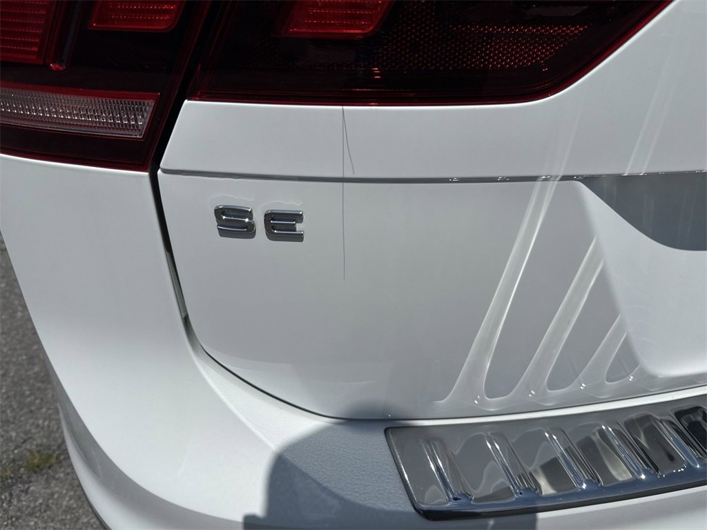 Used 2024 Volkswagen Tiguan SE image 7