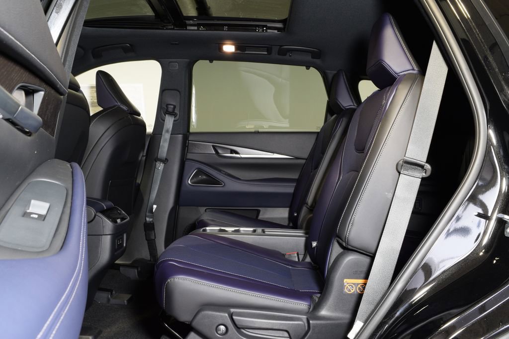 New 2026 INFINITI QX60 Sport w/ Dark Cargo Package AWD/4WD image 30