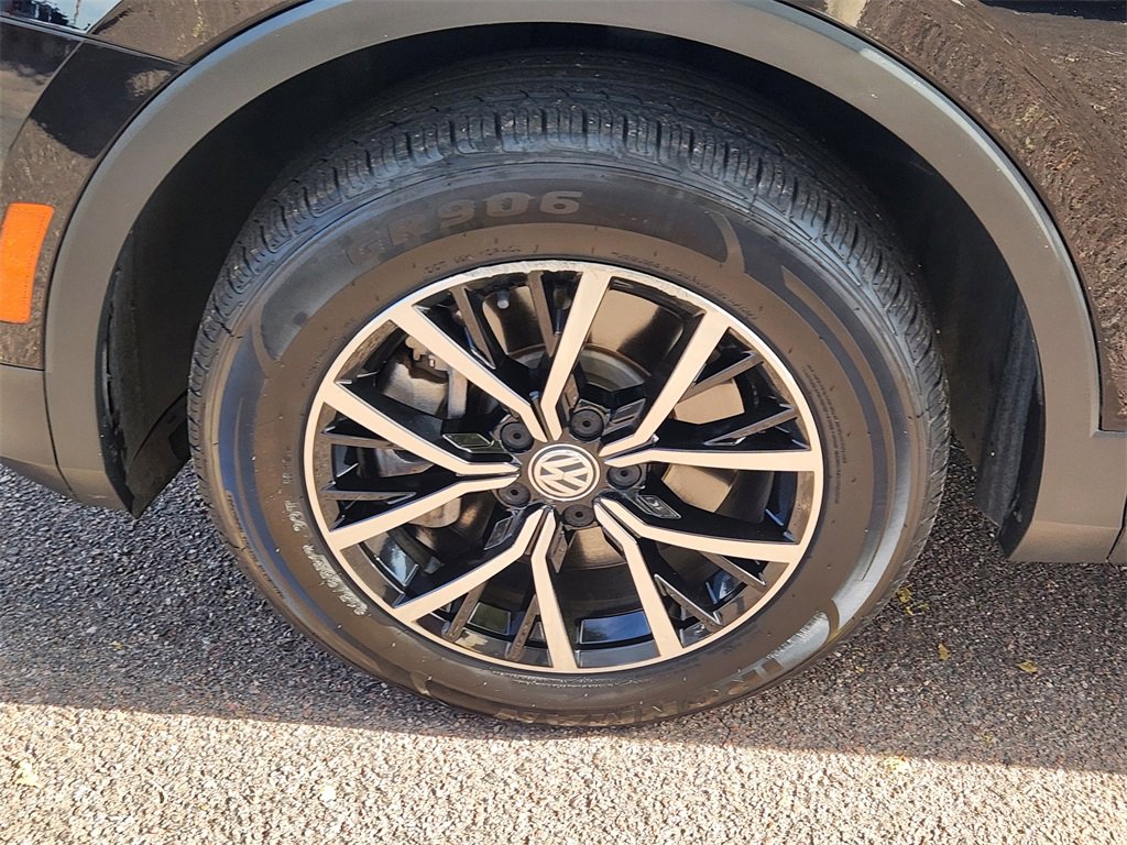 Used 2021 Volkswagen Tiguan image 32