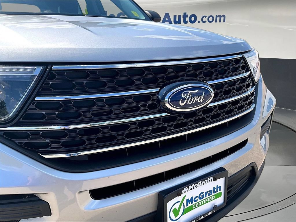 Used 2021 Ford Explorer XLT AWD/4WD image 36