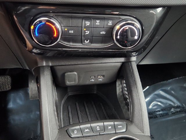 Used 2025 Chevrolet TrailBlazer LT AWD/4WD image 38